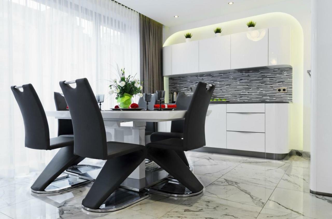 D&C Aparthotels Market Square Wrocław Extérieur photo